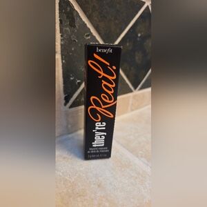 They’re Real Mascara